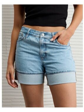 American Eagle Outfitters Strigid 6” Light Wash Rolled Hem Denim Shorts